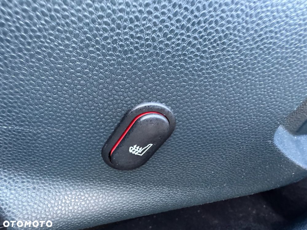 Ford Fiesta 1.4 Titanium EU5 - 10