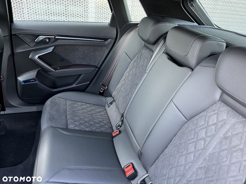 Audi RS3 Sportback - 9