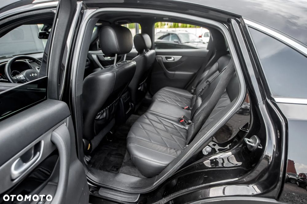 Infiniti QX70 3.7 S Premium - 19