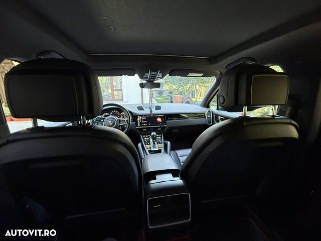 Porsche Cayenne Tiptronic S - 7