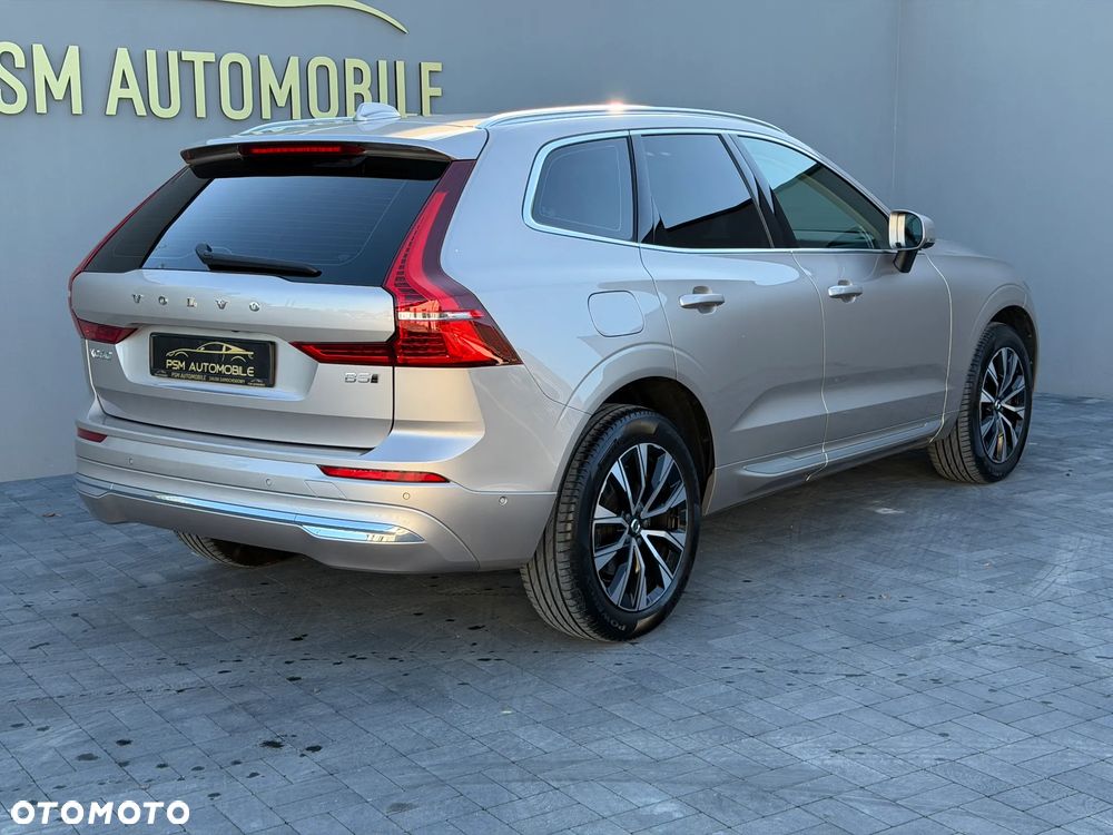 Volvo XC 60 B5 B AWD Plus Bright - 8