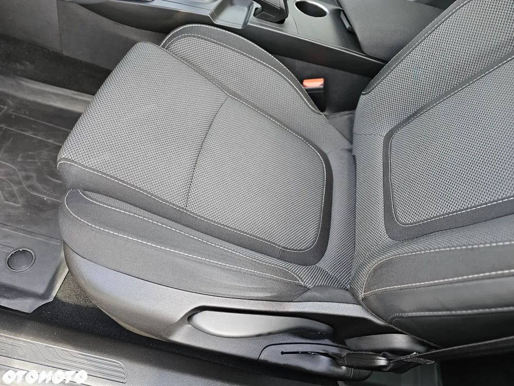 Renault Megane 1.3 TCe FAP Intens - 21