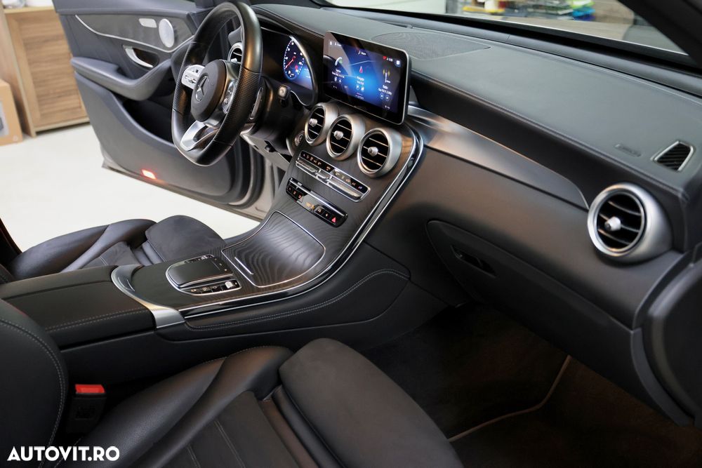 Mercedes-Benz GLC Coupe 300 de 4MATIC - 16