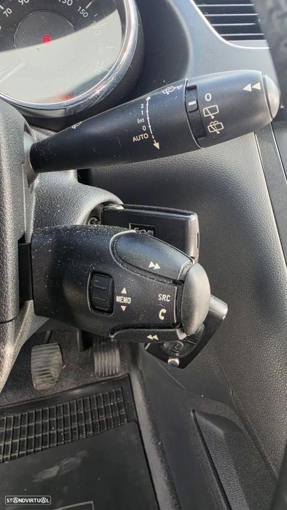 Peugeot 3008 1.6 HDi Allure - 20