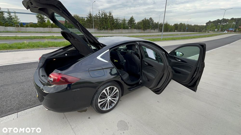 Opel Insignia - 19
