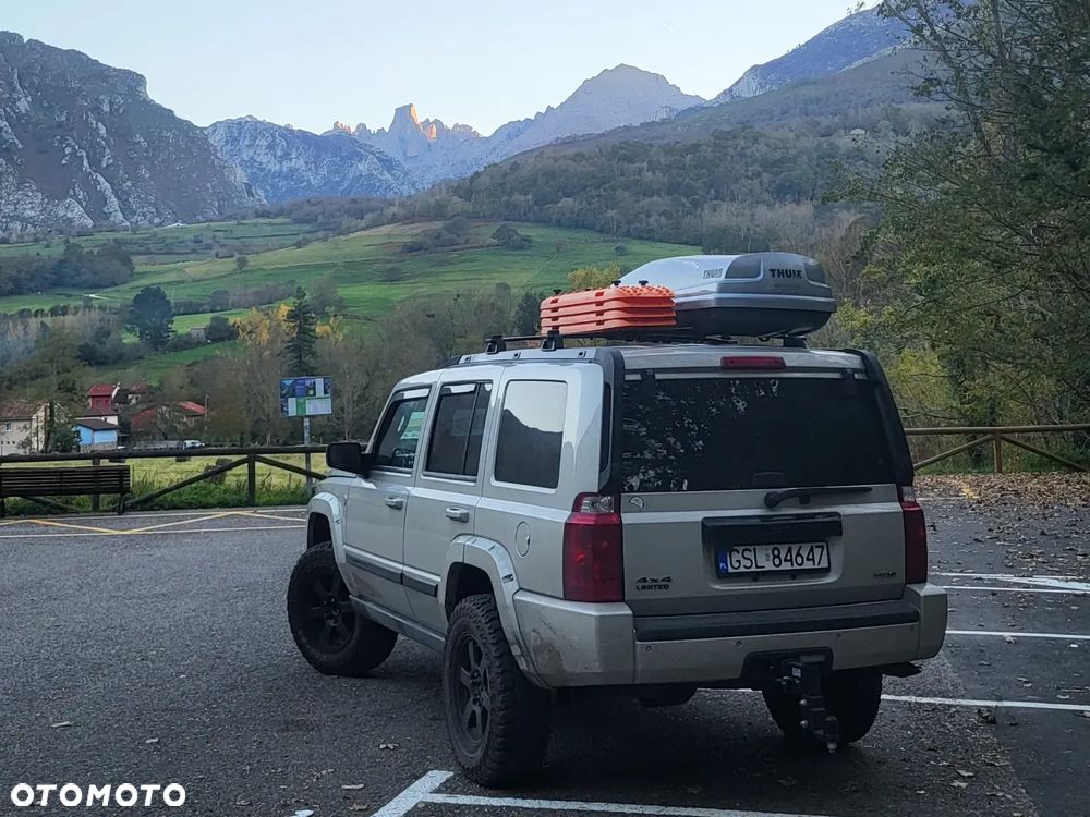 Jeep Commander 5.7 V8 HEMI Automatik Limited - 19