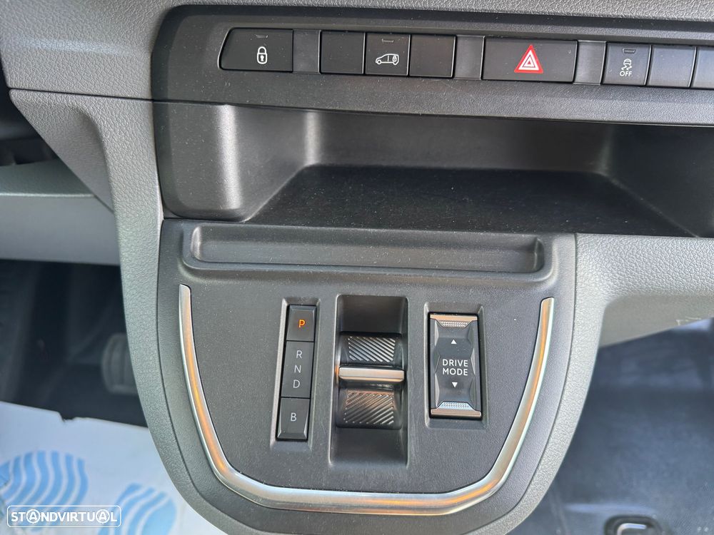 Opel Vivaro-e fgb l1 200 50kwh pack bussiness Elétrica - 11