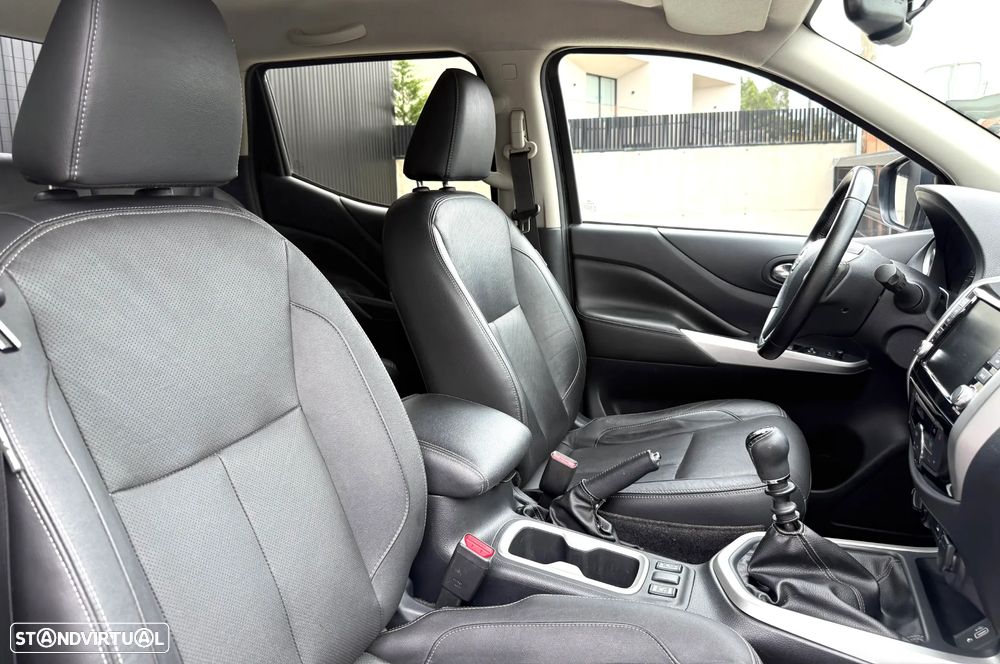 Nissan Navara 2.3 dCi CD 4WD Tekna - 17