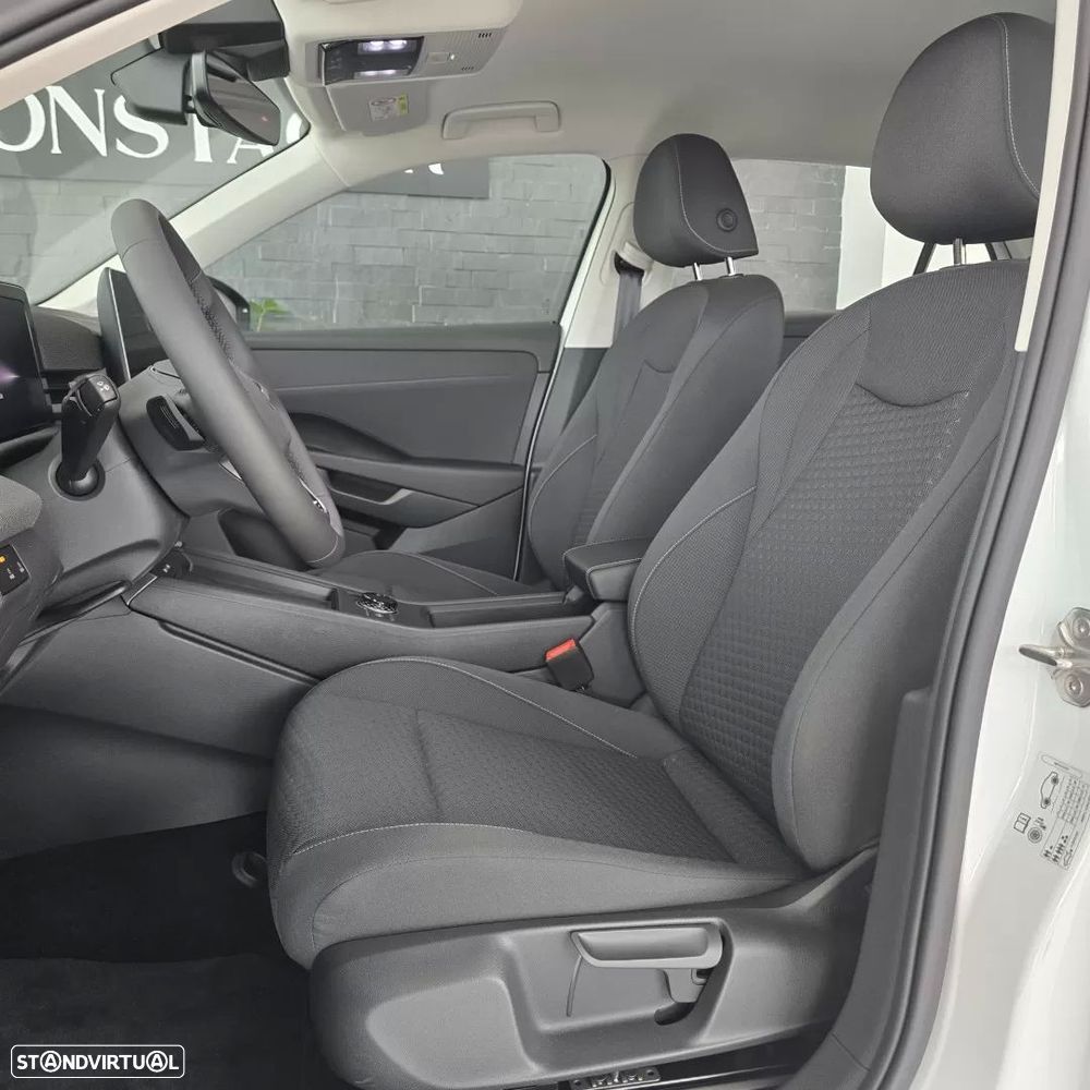 VW T-Roc 1.5 eTSI Trend DSG - 21
