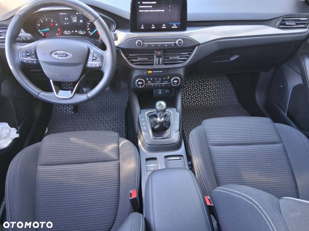 Ford Focus 1.5 EcoBoost Titanium - 18