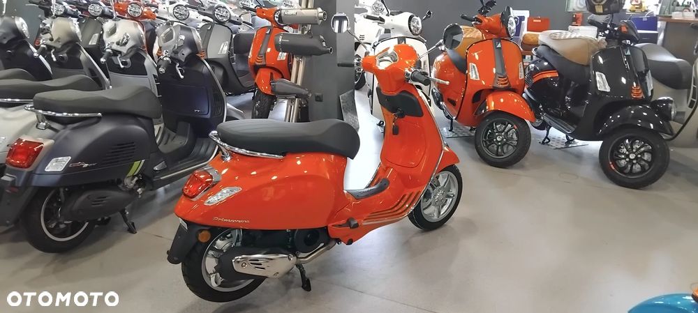 Vespa Primavera - 3