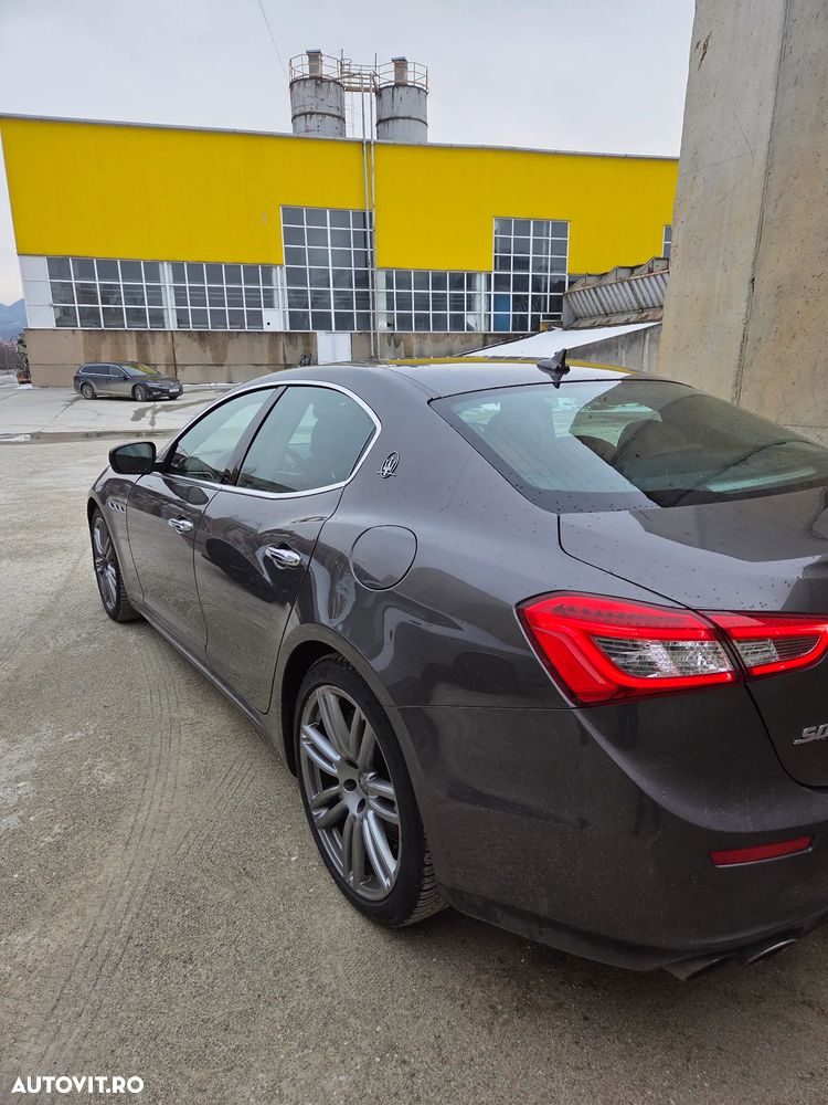 Maserati Ghibli - 4