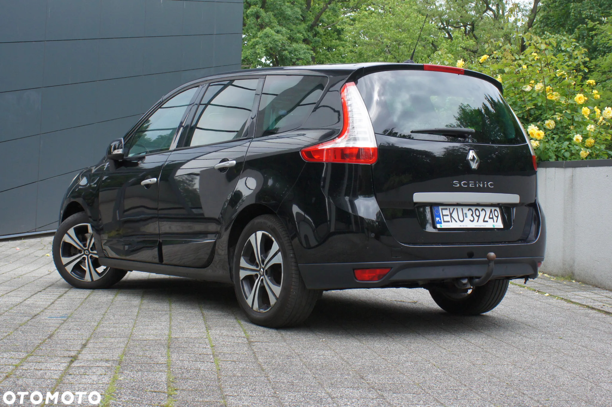 Renault Grand Scenic 2.0 16V 140 CVT Bose Edition - 4