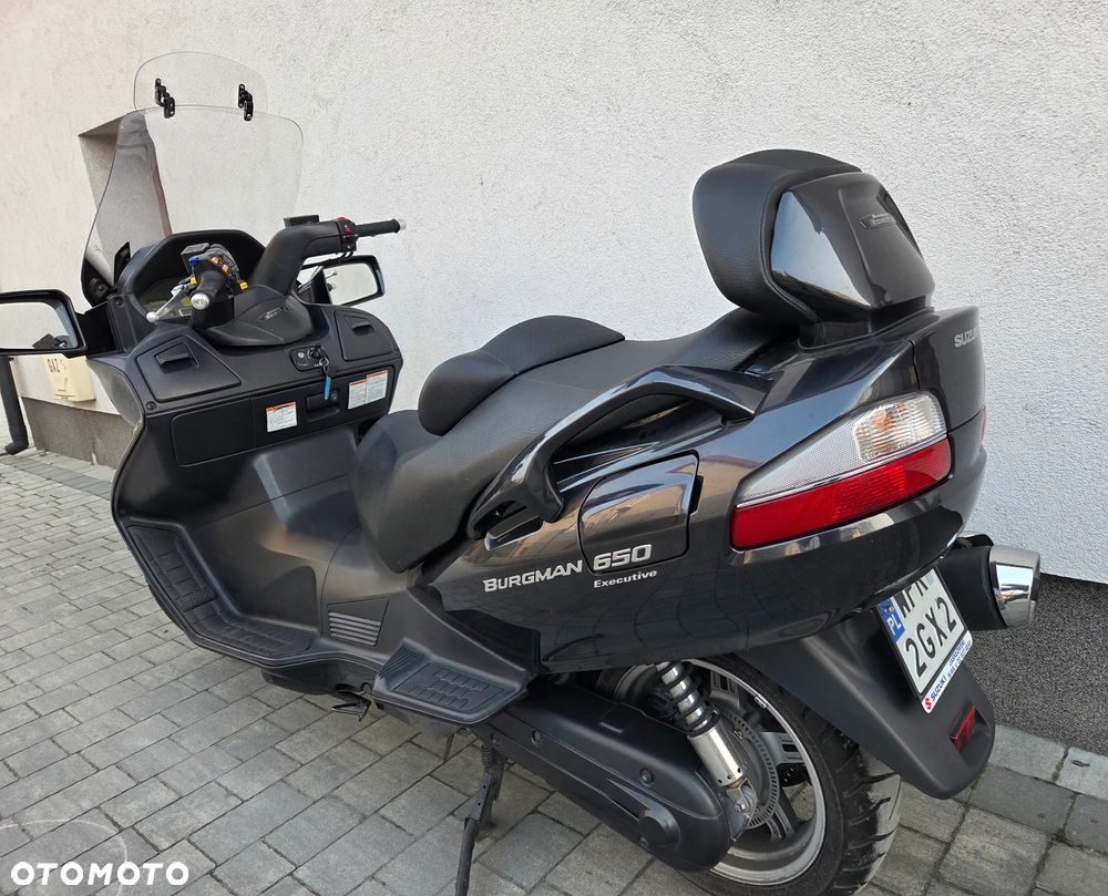Suzuki Burgman - 5