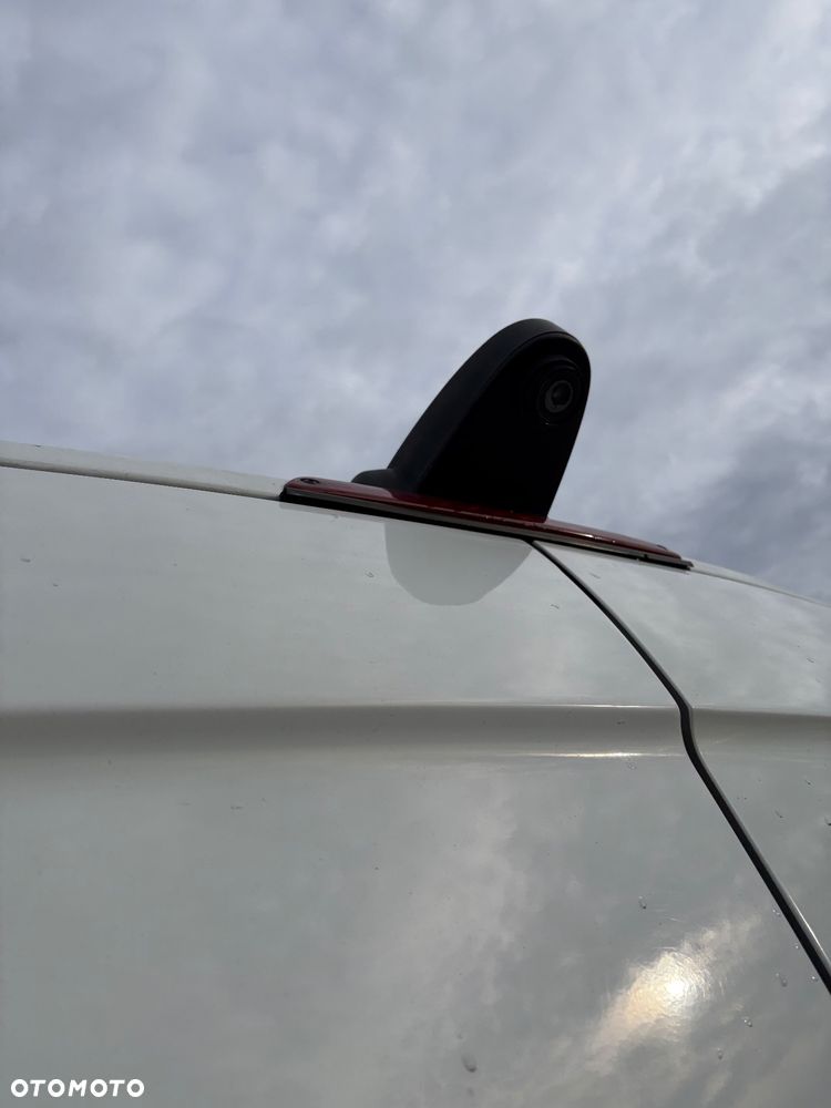 Mercedes-Benz Sprinter - 19