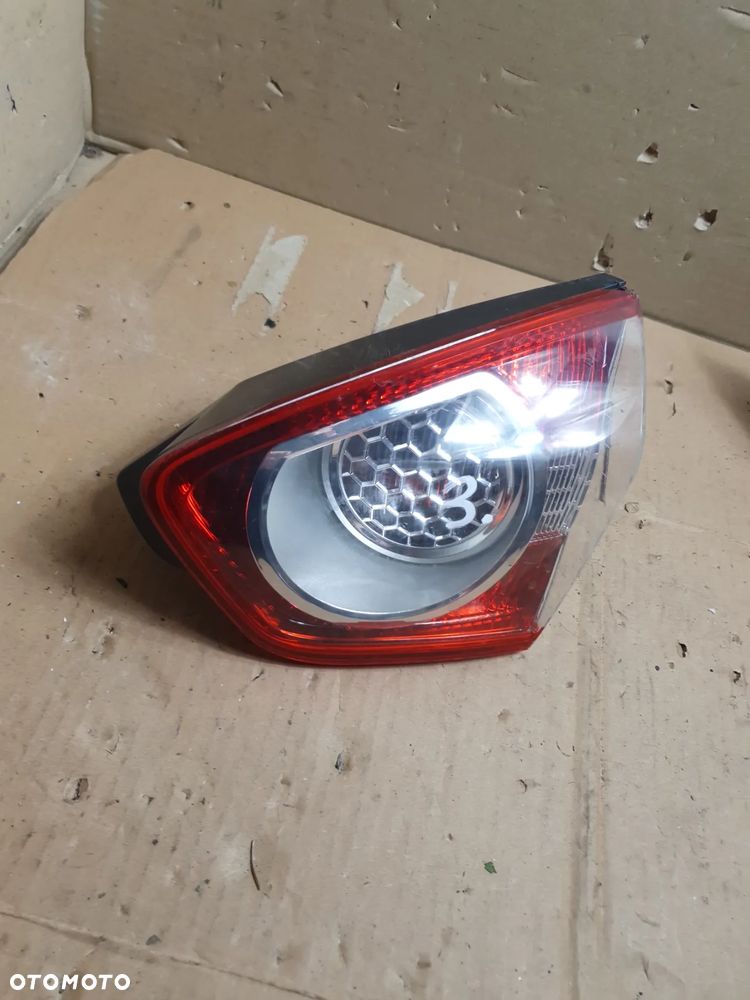 LAMPA PRAWA TYŁ TYLNA W KLAPĘ FORD KUGA MK1 08-13R - 4