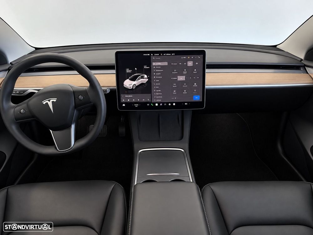 Tesla Model 3 - 14