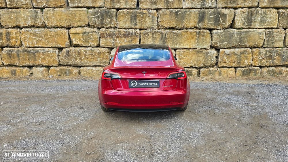 Tesla Model 3 - 5