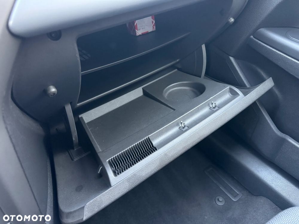 Opel Astra 1.6 Edition - 26