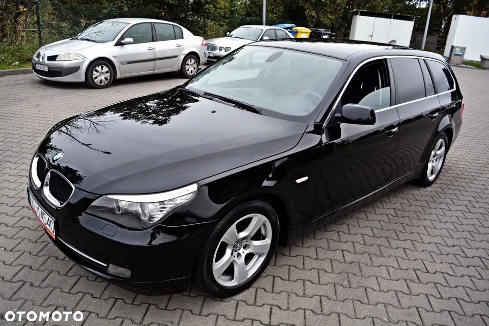 BMW Seria 5 520d Touring - 11