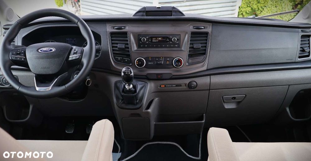 Ford Transit - 15