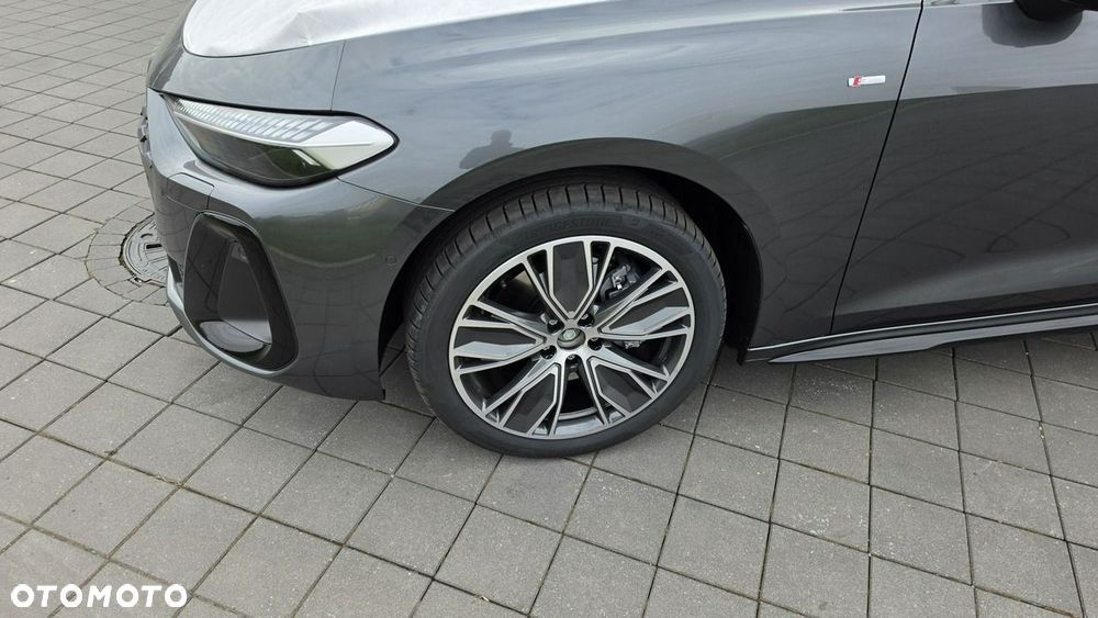 Audi A5 Limousine - 3
