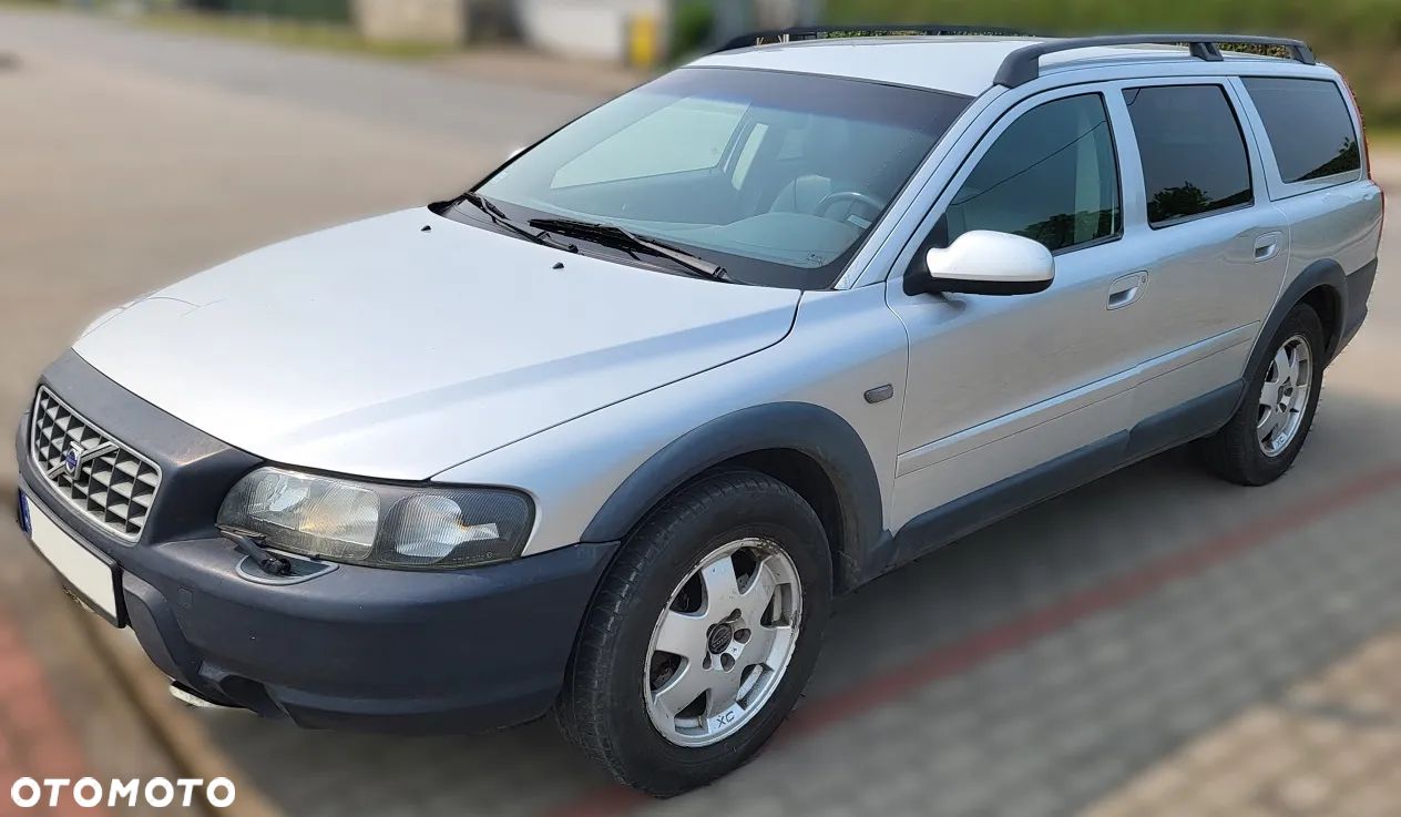 Volvo XC 70 - 1