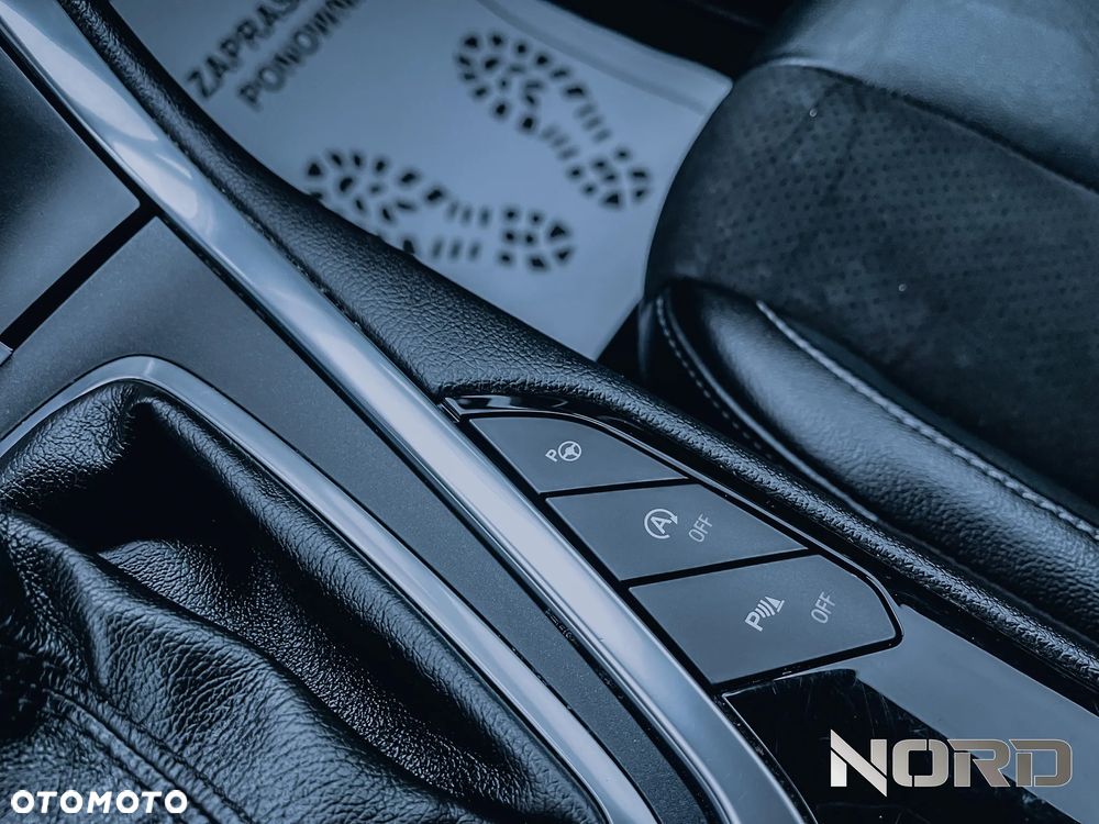 Ford S-Max 2.0 TDCi 4WD Titanium PowerShift - 27