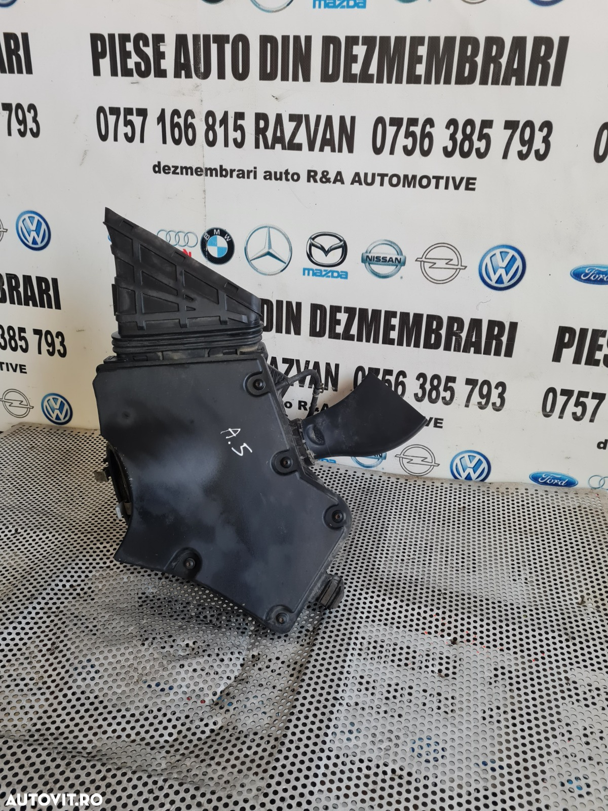 Carcasa Filtru Aer Audi Q5 A4 B8 A5 2.7 Tdi 3.0 Tdi Cod 8KB An 2009-2010-2011-2012-2013-2014-2015 D - 6