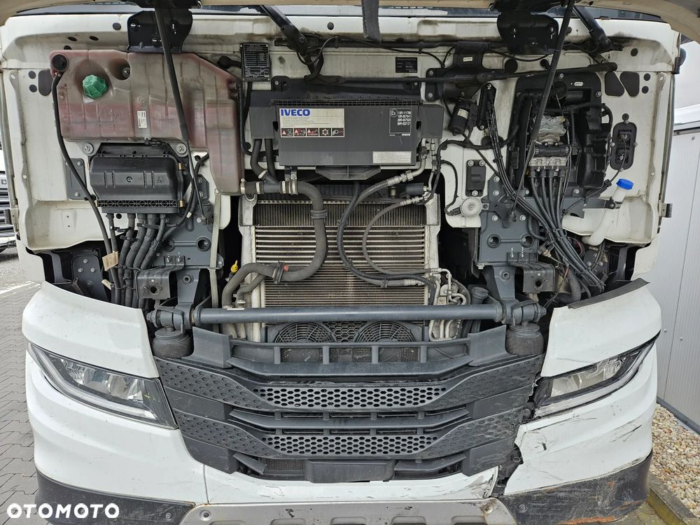 Iveco S-WAY 490KM - 10