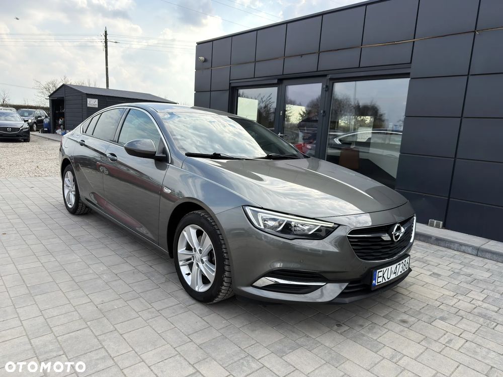 Opel Insignia 1.5 T Exclusive S&S - 13