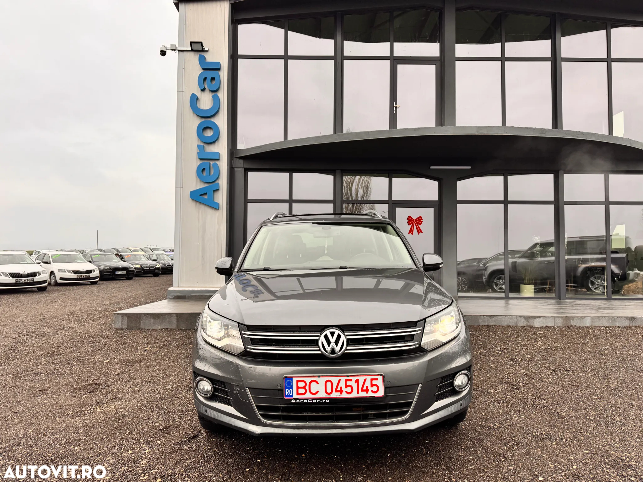 Volkswagen Tiguan - 3