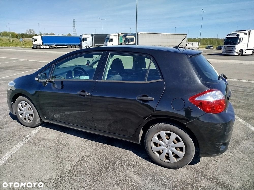 Toyota Auris 1.4 D-4D Luna - 25