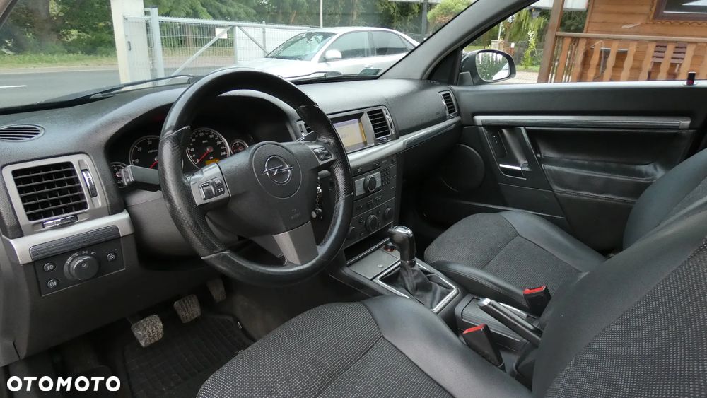 Opel Vectra 1.9 CDTI Cosmo - 23
