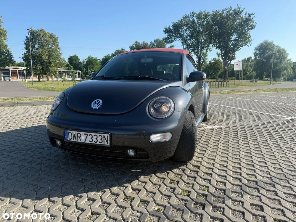 Volkswagen New Beetle - 2