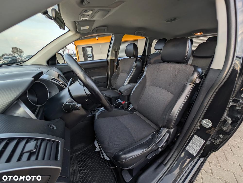 Citroën C-Crosser 2.2 HDi Exclusive - 32