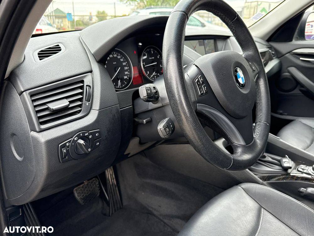 BMW X1 - 24