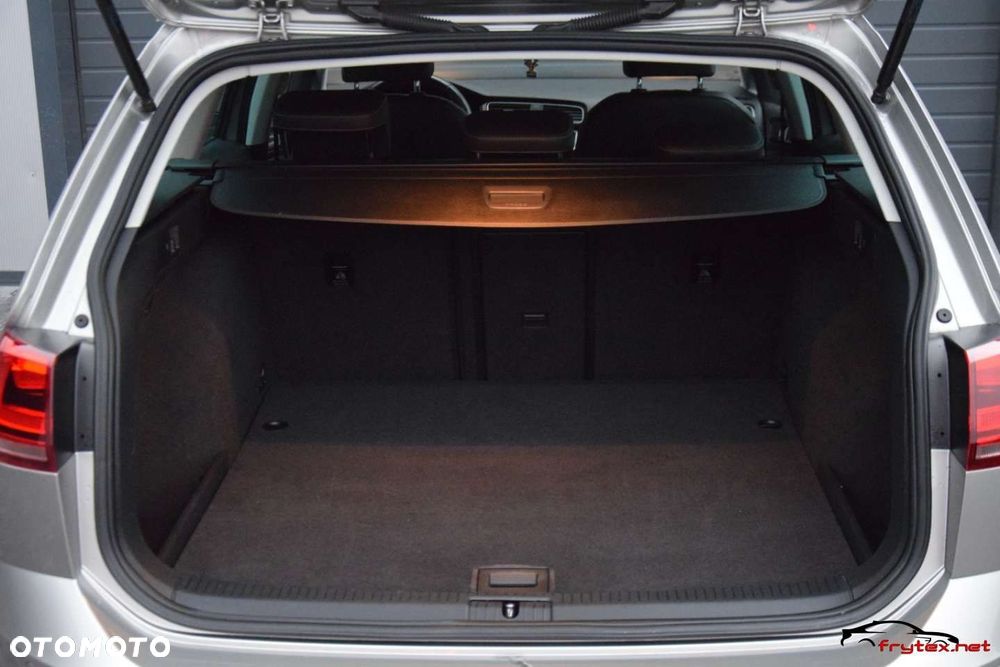 Volkswagen Golf Variant - 20