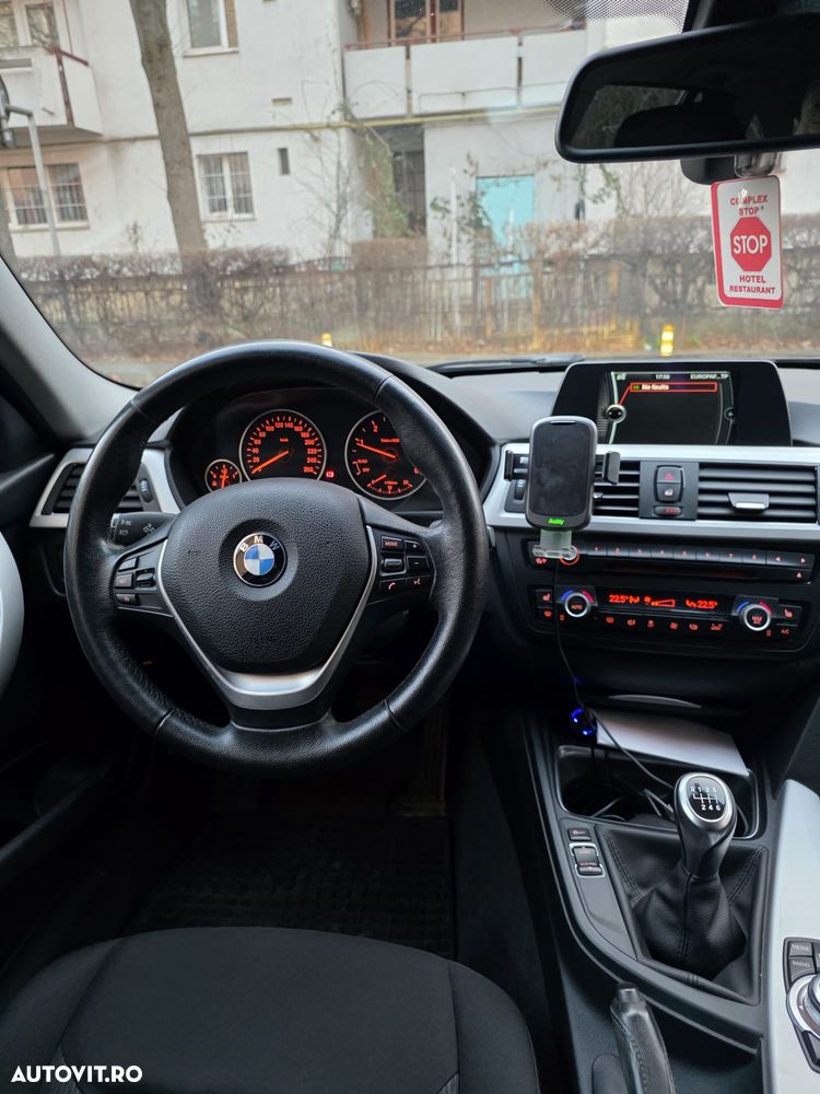 BMW Seria 3 318d - 9