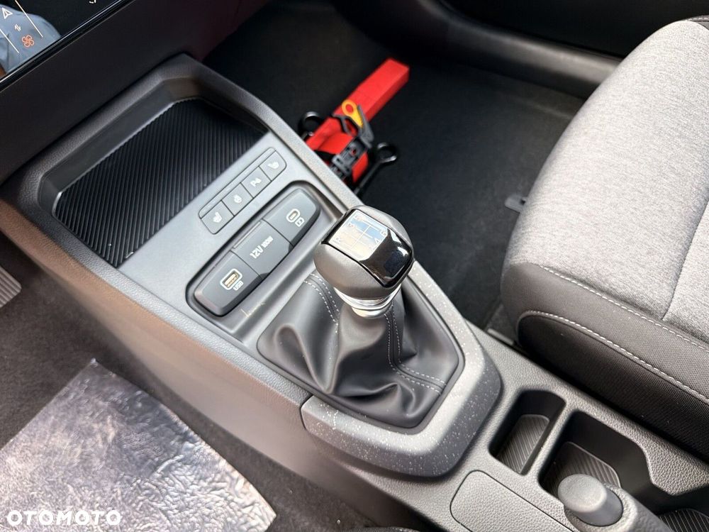 Kia Stonic - 16