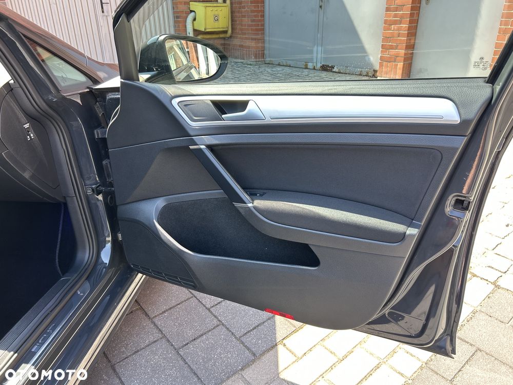 Volkswagen Golf 1.2 TSI BlueMotion Technology DSG Cup - 22