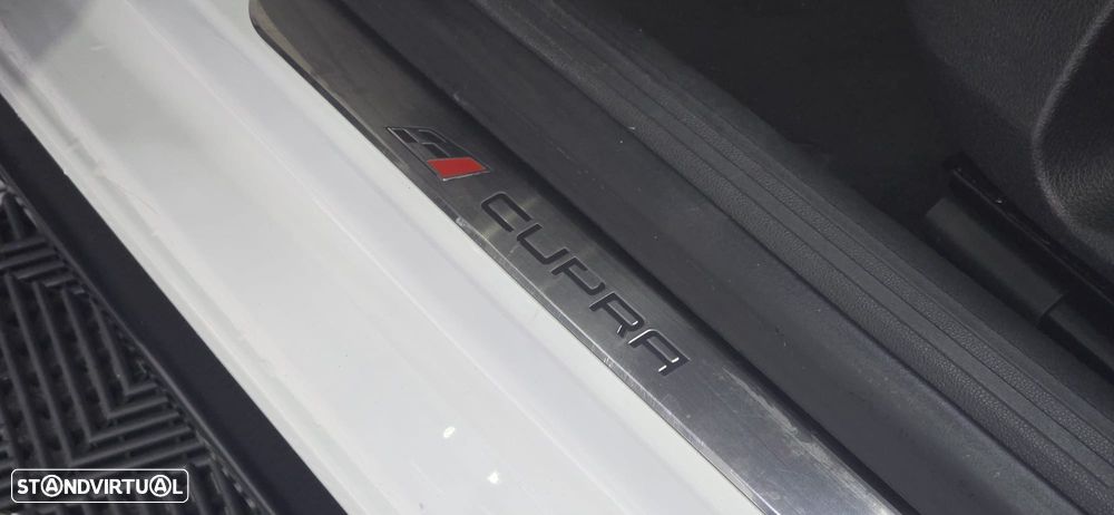 SEAT Leon 2.0 TSI Cupra DSG S/S - 49