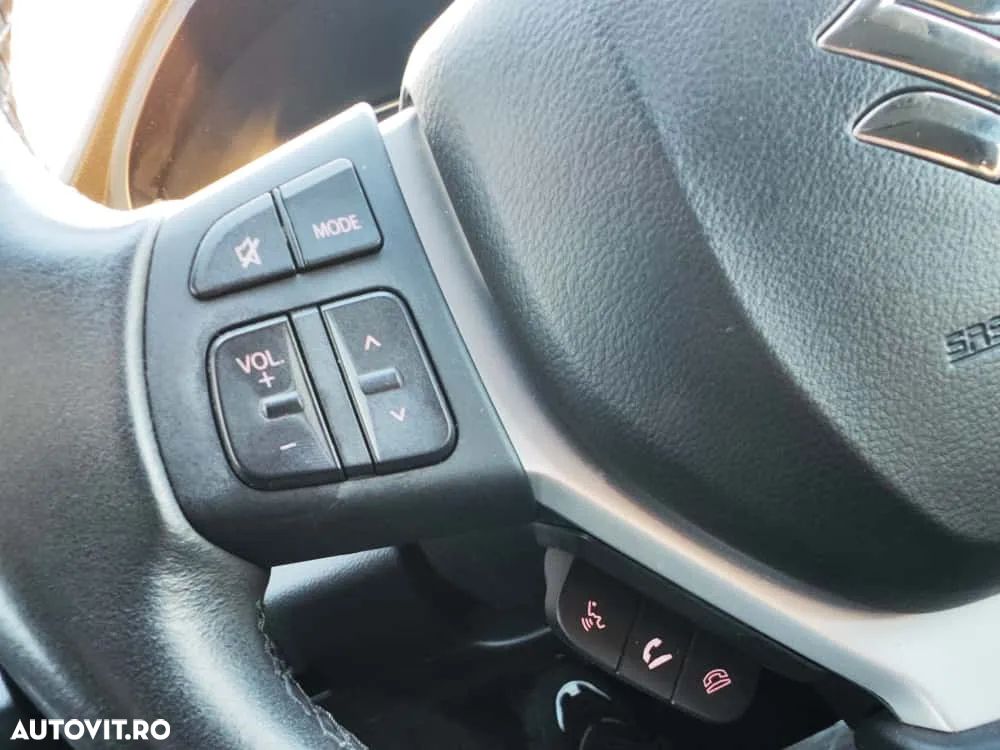 Suzuki SX4 S-Cross 1.5 Dualjet Hybrid AGS Comfort - 23