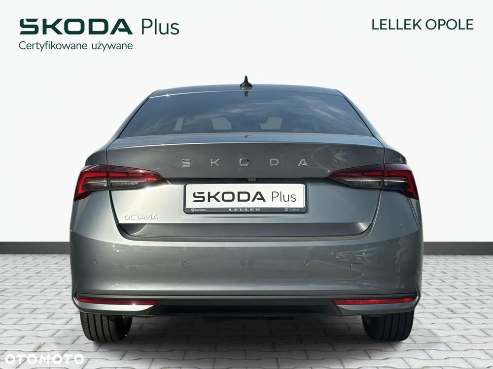 Skoda Octavia 1.5 TSI mHEV Selection DSG - 7
