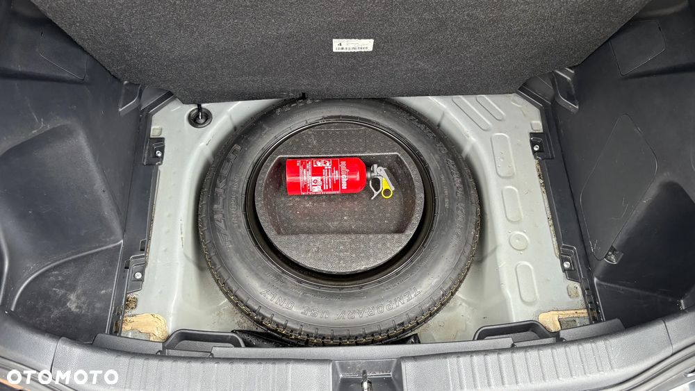 Toyota Yaris Cross Hybrid 1.5 Comfort - 17