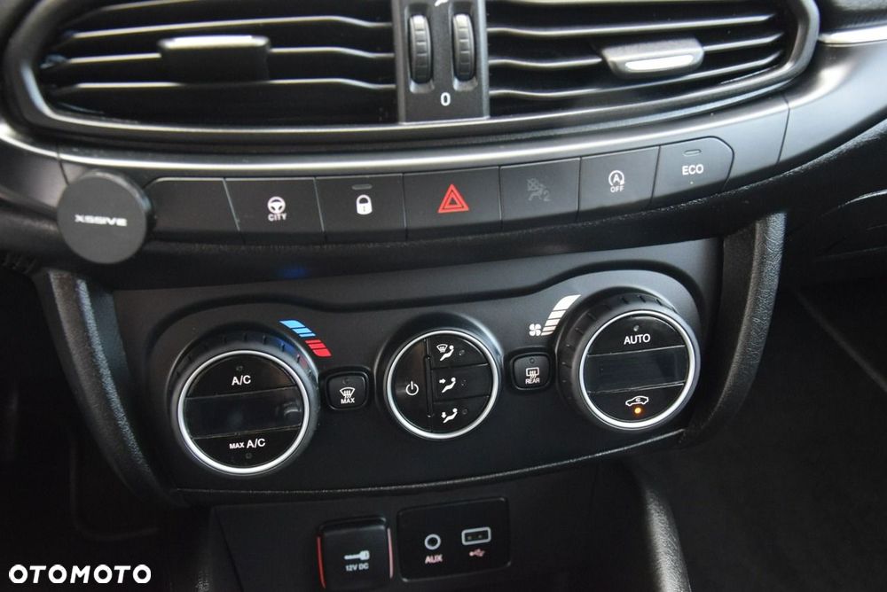Fiat Tipo 1.6 MultiJet DCT Business Line - 28