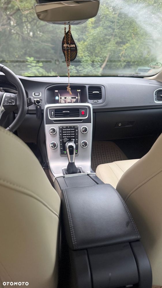 Volvo S60 - 18