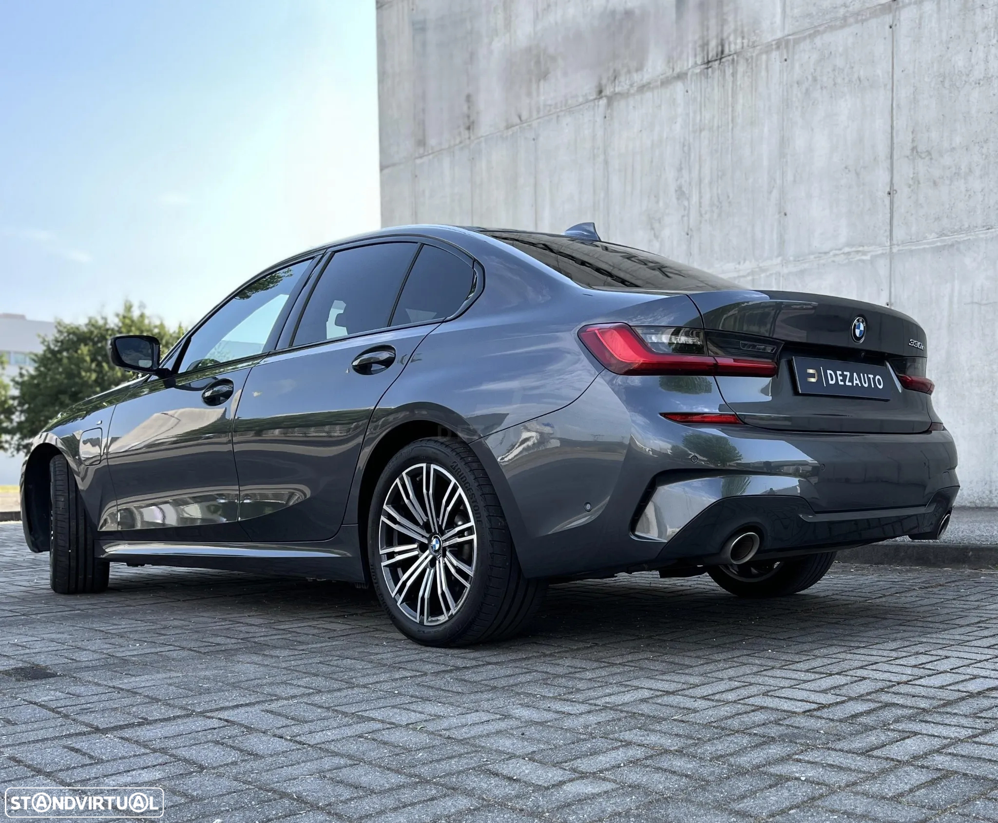 BMW 330 - 29