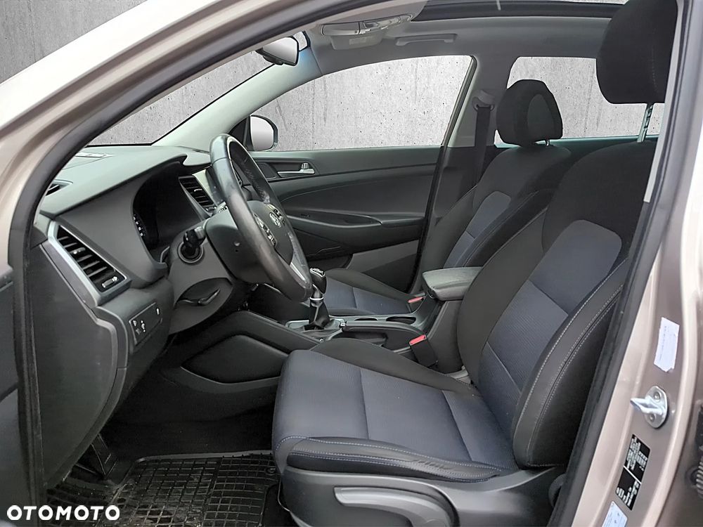 Hyundai Tucson - 8