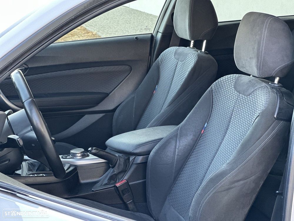 BMW 118 d Pack M - 7